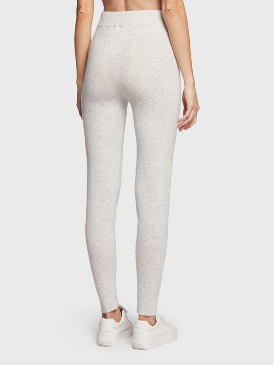 Gina Tricot Gina Tricot Pletene hlače Melia 18114 Siva Slim Fit