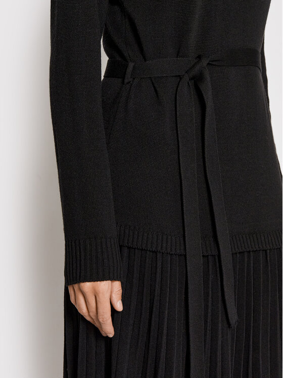 Rinascimento Rinascimento Трикотажна сукня CFM0010543003 Чорний Relaxed Fit