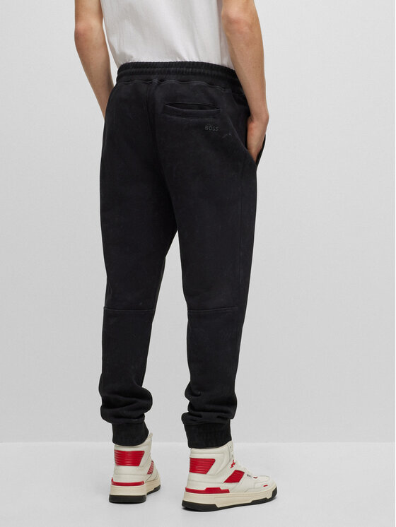 BOSS Boss Spodnie dresowe 50495288 Czarny Relaxed Fit