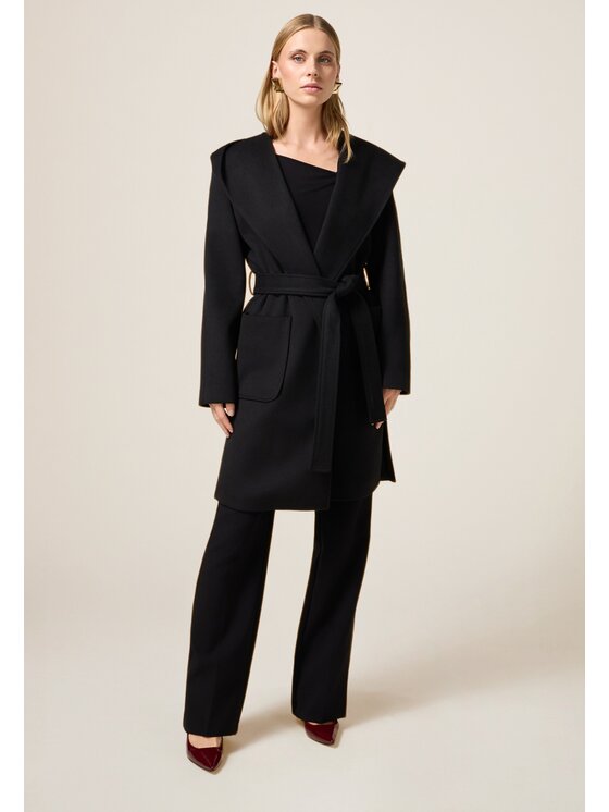 Oltre Oltre Cappotto 8721R001288N033 Nero A-Line Fit