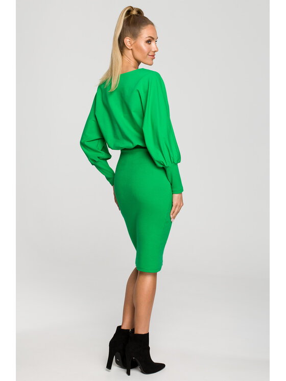 Made of Emotion Made of Emotion Každodenní šaty M690 Zelená Regular Fit