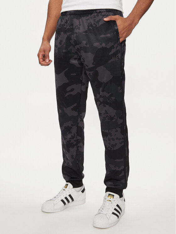 Adidas camouflage jogginghose shop