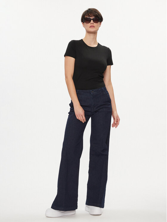 Pieces Pieces T-shirt Irene 17082526 Crna Slim Fit