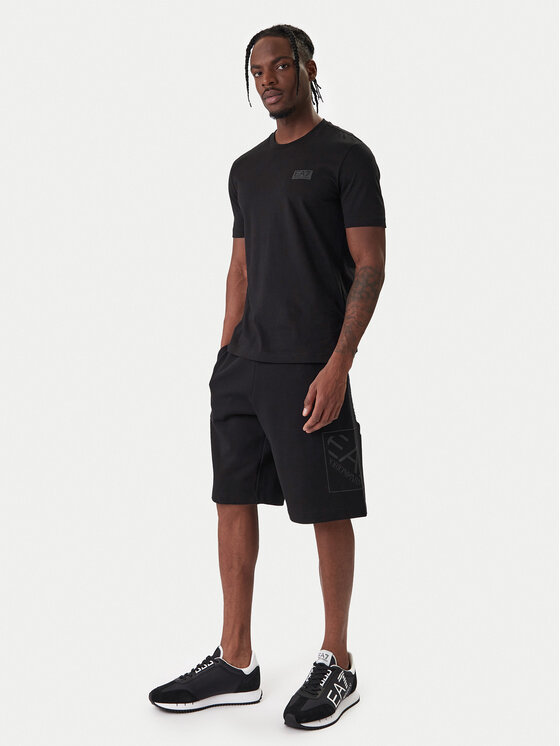 EA7 Emporio Armani EA7 Emporio Armani Спортивні шорти 7M001491 AF17787 UC001 Чорний Regular Fit