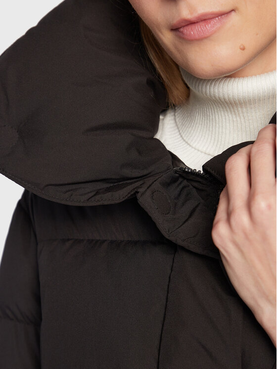 Hetregó Hetregó Geacă din puf Beatrix 8M692 22WD10 Negru Regular Fit