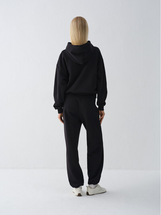 La Mania La Mania Bluza VELMA Czarny Basic Fit
