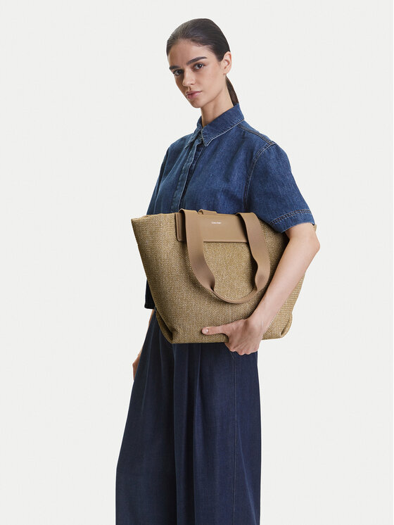 Calvin Klein Calvin Klein Torbica Ck Raffia Medium Shopper K60K613174 Smeđa