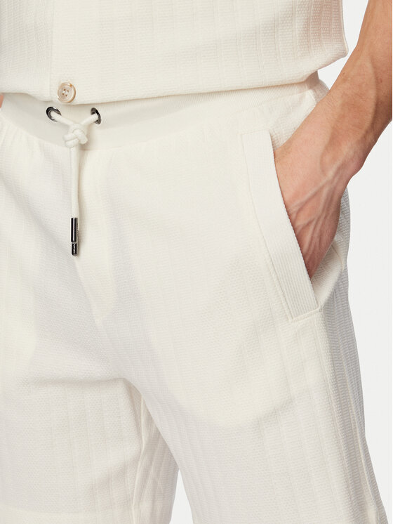 JOOP! JOOP! Szorty materiałowe Juanito 30104273 Kremowy Regular Fit