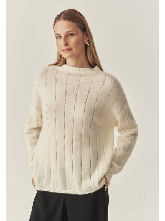 TATUUM TATUUM Sweter PEARL Kremowy