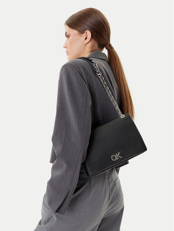 Calvin Klein Calvin Klein Kabelka Re-Lock Medium Chain LV04F3104G Černá