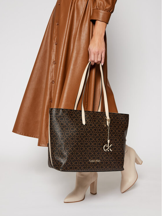 Calvin Klein Calvin Klein Τσάντα Shopper Md K60K607427 Καφέ