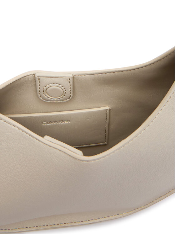 Calvin Klein Calvin Klein Geantă Asym Buckle Shoulder Bag LV04F3872G Crem