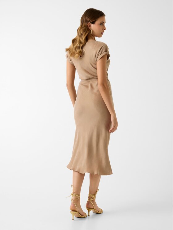 Guess Guess Igapäevane kleit W6GK50 W1950 Tumebeež Regular Fit