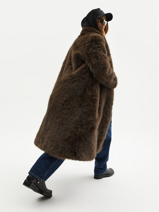Eleh Eleh Futro MARRONE E00192 Brązowy Regular Fit