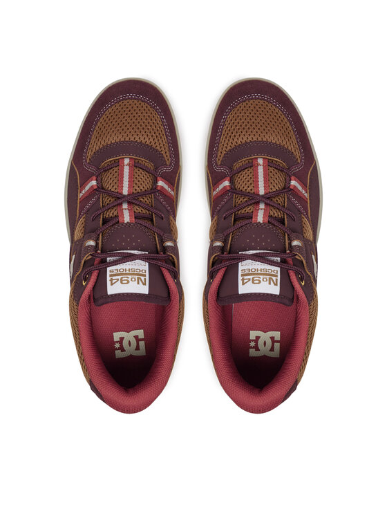 DC DC Sneakers Construct ADYS100822-XCCC Braun