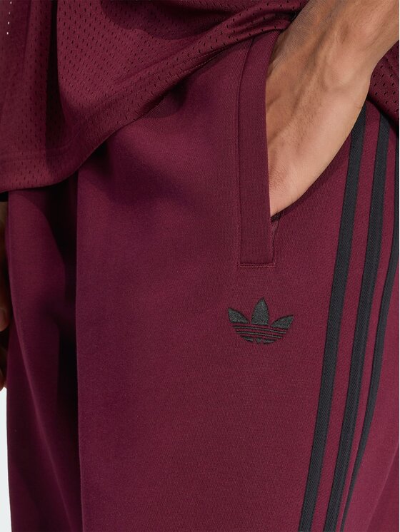 adidas adidas Spodnie dresowe 167780 Czerwony Loose Fit