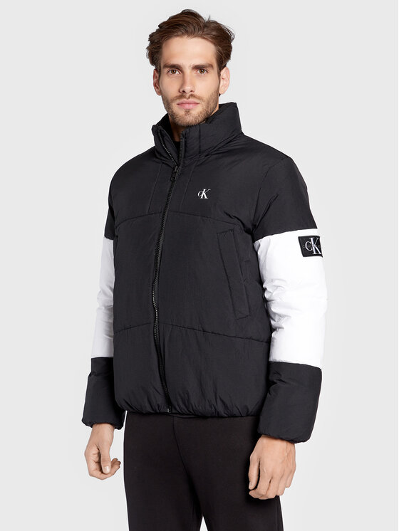 Calvin Klein Jeans Calvin Klein Jeans Зимова куртка J30J321972 Чорний Regular Fit