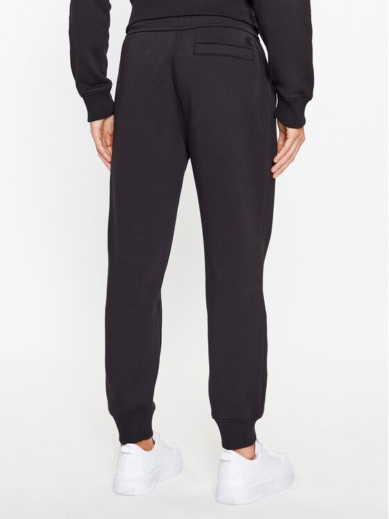 Calvin Klein Jeans Calvin Klein Jeans Spodnie dresowe J30J324053 Czarny Regular Fit