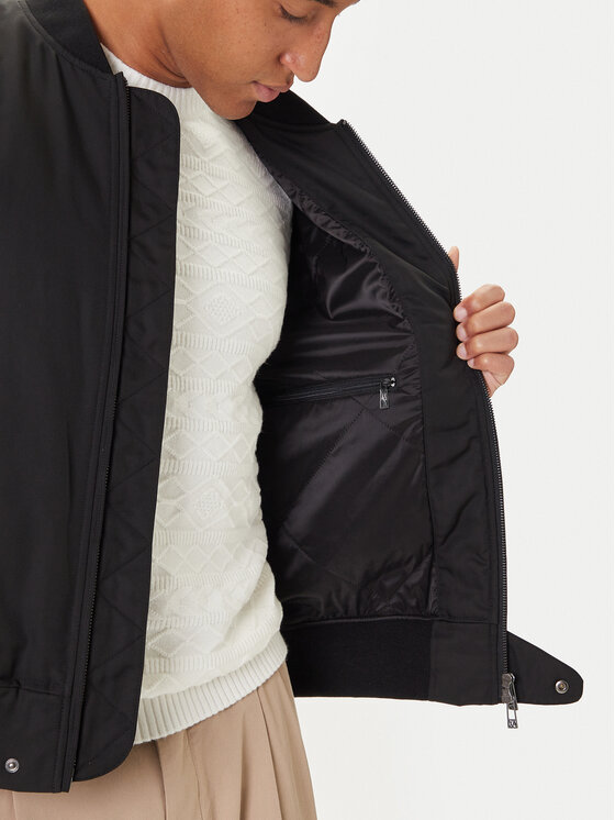 Armani Exchange Armani Exchange Bomber dzseki XM001137 AF16672 UC001 Fekete Regular Fit