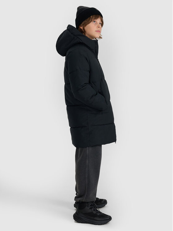 4F 4F Płaszcz zimowy OUTERWEAR Czarny Regular Fit