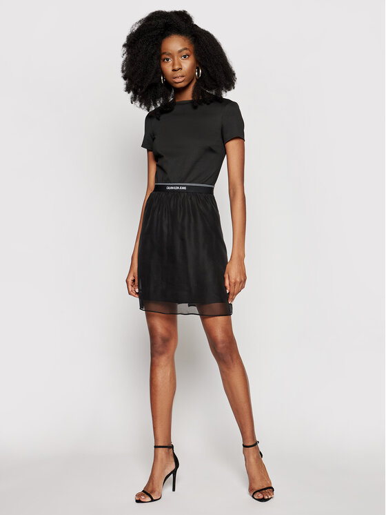 Calvin Klein Jeans Každodenní šaty J20J215692 Černá Regular Fit • Modivo.cz