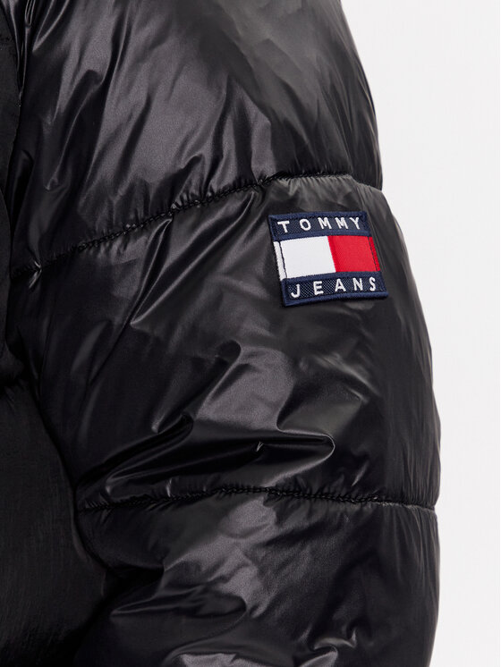 Tommy Jeans Tommy Jeans Žieminė striukė DM0DM17226 Juoda Relaxed Fit