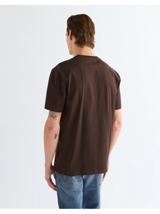 Wrangler Wrangler T-Shirt SMALL GRAPHIC TEE Brązowy Regular Fit