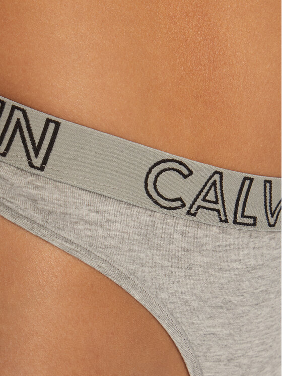 Calvin Klein Underwear Calvin Klein Underwear Kalhotky string Ultimate 000QD3636E Šedá