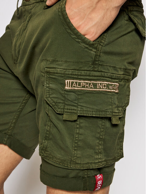 Alpha Industries Alpha Industries Szorty materiałowe Crew 176203 Zielony Slim Fit