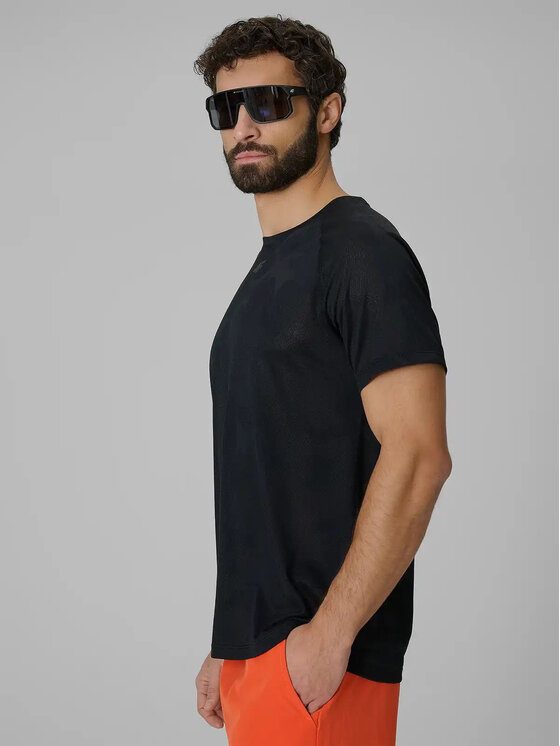 4F 4F Koszulka techniczna ATHLETIC Czarny Regular Fit