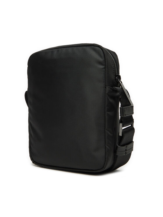 Calvin Klein Calvin Klein Geantă crossover K50K512770 Negru