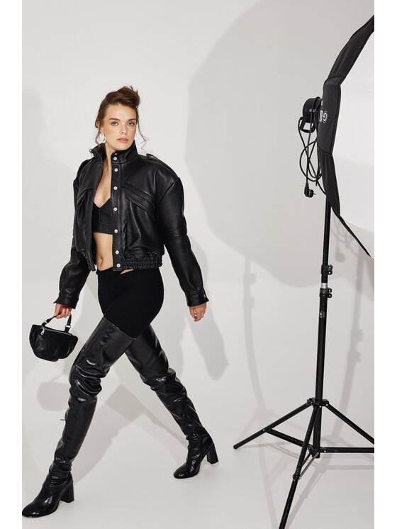Mimika Mimika Kurtka skórzana bomber n^7 absolute black z teksturowanej skóry Czarny Oversize