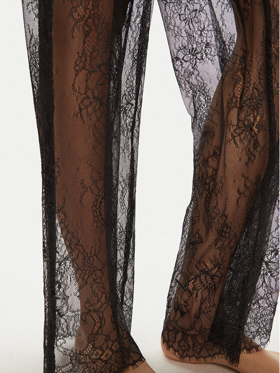 Hunkemöller Hunkemöller Riidest püksid Camille 300598 Must Relaxed Fit