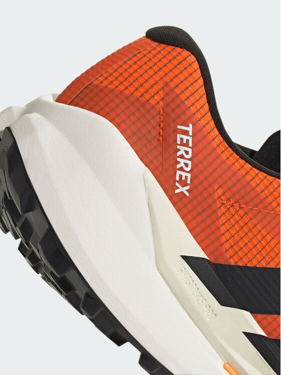 adidas adidas Buty do biegania 161616 Pomarańczowy