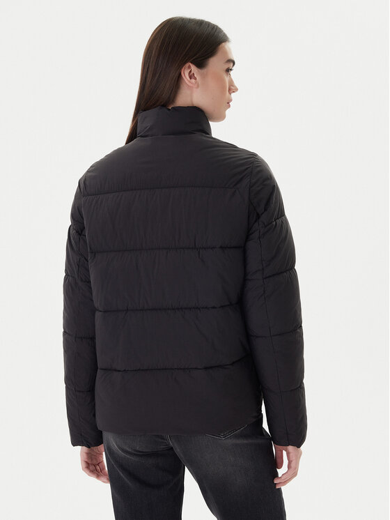 Guess Guess Пухено яке New Claudia V4YL03 WFUD0 Черен Regular Fit