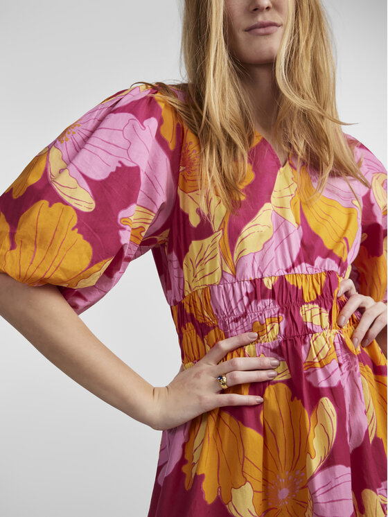 YAS YAS Sukienka codzienna 26029918 Fioletowy Regular Fit