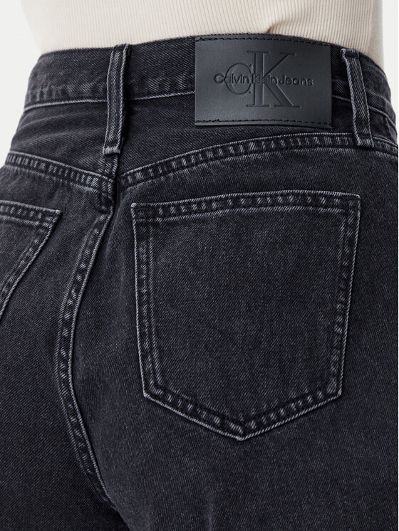 Calvin Klein Jeans Calvin Klein Jeans Džinsiniai šortai J20J225190 Juoda Loose Fit