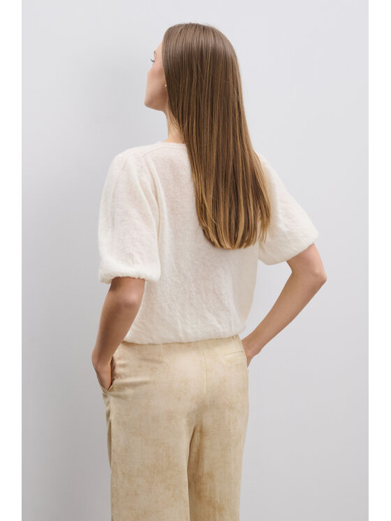 Fobya Fobya Sweter F1997 Écru Basic Fit