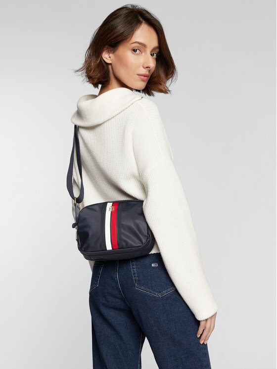 Tommy hilfiger sales poppy crossover corp
