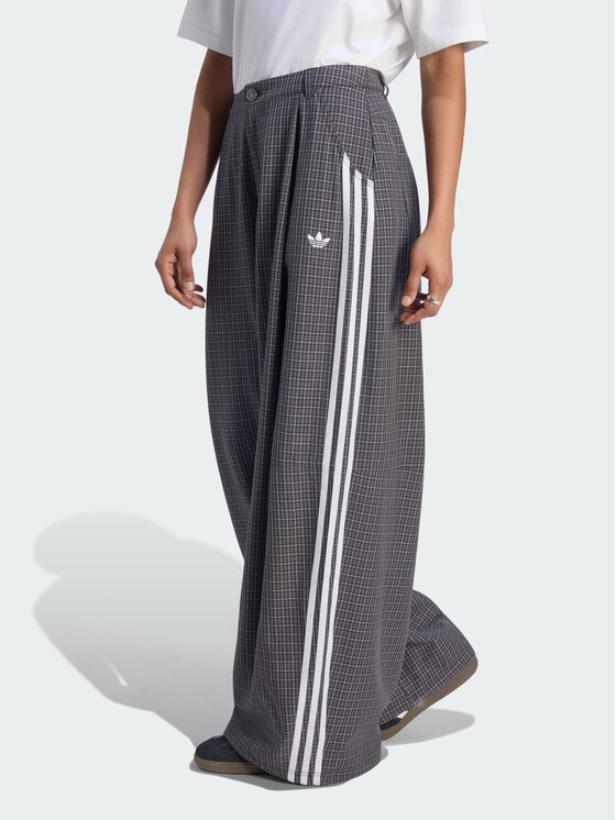 adidas adidas Spodnie materiałowe 168736 Czarny Loose Fit