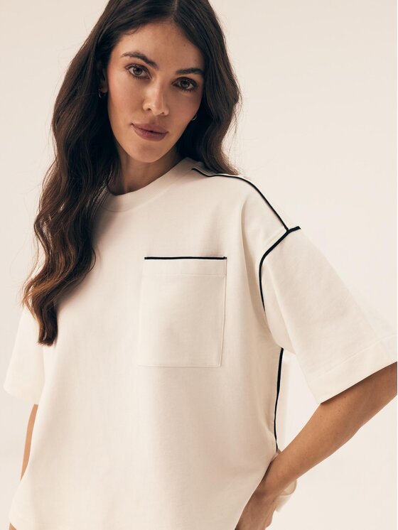 Esotiq Esotiq Komplet t-shirt i spodnie materiałowe 43141 Biały Regular Fit