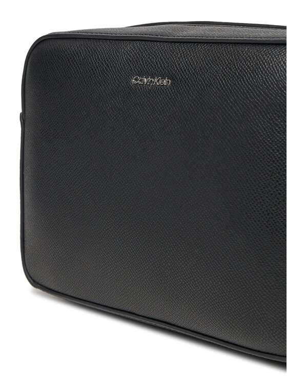 Calvin Klein Calvin Klein Kabelka Ck Must Small Camera Bag_Caviar K60K613084 Černá
