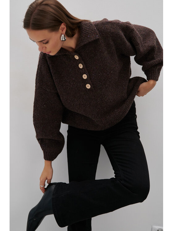 Fobya Fobya Sweter F2065 Brązowy Basic Fit