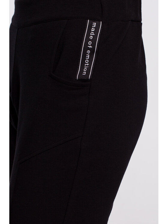 Made of Emotion Made of Emotion Pantaloni in maglia M493 Nero Ahletic Fit