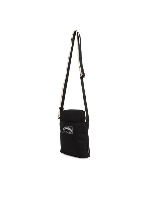 Calvin Klein Calvin Klein Geantă crossover Graphic Capsule Reporter LV04D3346G Negru