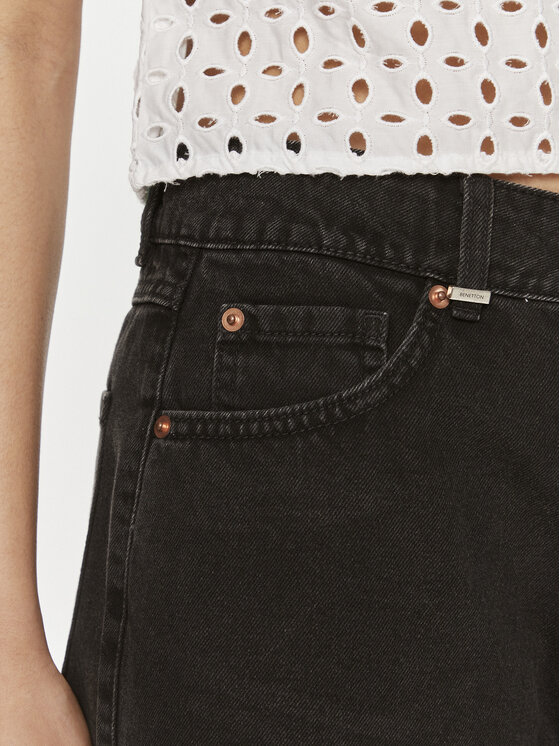 United Colors Of Benetton United Colors Of Benetton Τζιν σορτσάκια 4IPCD9018 Μαύρο Regular Fit