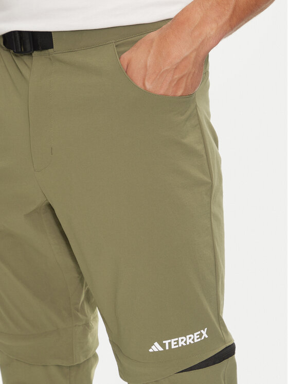 adidas adidas Штани outdoor Terrex Utilitas IQ3505 Зелений Regular Fit