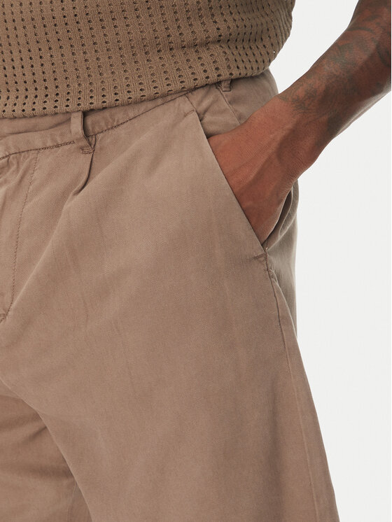 Lindbergh Lindbergh Kratke hlače iz tkanine 30-505054 Bež Wide Fit