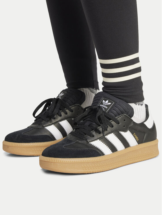 adidas adidas Tamprės Neuclassics Full-Length JI8490 Juoda Slim Fit