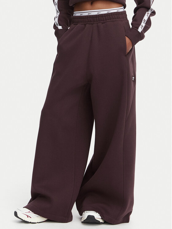 Reebok Pantaloni trening Aleksandra RK25682CCW Maro închis Regular Fit